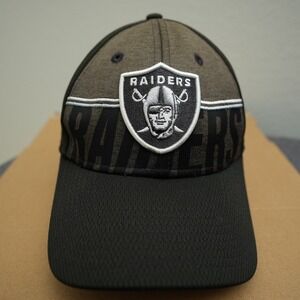 New Era Hat Las Vegas Raiders 39THIRTY NFL Stretch Fit Hat Black Small Medium